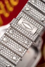 Cartier Santos Iced Out VVS1 Clarity Moissanite Large Model Best Replica 39.8mm - Image 8