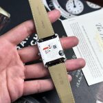 Cartier Tank Solo Extra Large White Dial Leather Strap Best Replica AF 31mm x 41mm - Image 9