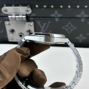 Audemars Piguet Royal Oak 15400ST Black Dial Best Replica APS Factory 41mm - Image 19