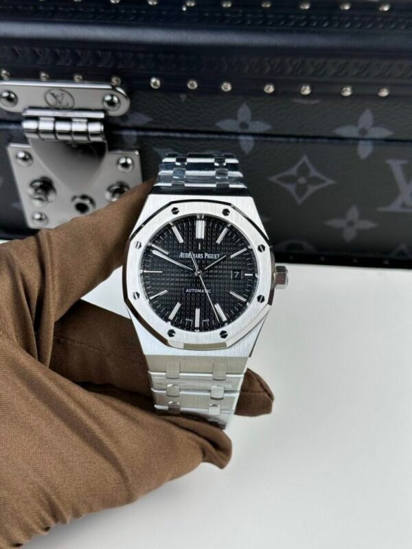Audemars Piguet Royal Oak 15400ST Black Dial Best Replica APS Factory 41mm - Image 1