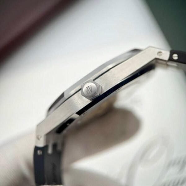 Audemars Piguet Royal Oak 15400ST Rubber Strap Black Dial Best Replica APS Factory 41mm - Image 7