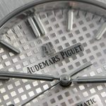 Audemars Piguet Royal Oak 15450ST White Dial Steel Bracelet Best Replica APS Factory 37mm - Image 5