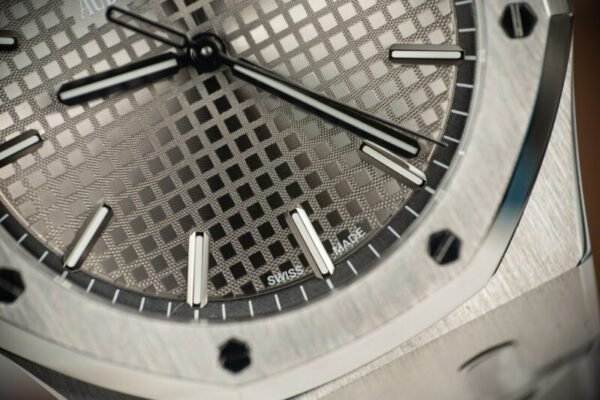 Audemars Piguet Royal Oak 15500ST Grey Dial Top Quality Replica 41mm - Image 6