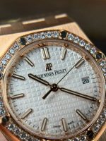 Audemars Piguet Royal Oak 77351OR Rose Gold White Dial Diamond Bezel Replica 34m - Image 4