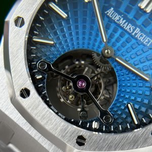 Audemars Piguet Royal Oak Flying Tourbillon 26530 Blue Dial Replica R8 Factory 41mm - Image 6