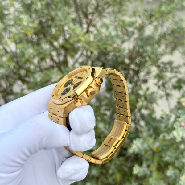 Audemars Piguet Royal Oak Frosted Yellow Gold Chronograph 26240BA Yellow Dial Replica 41mm - Image 4