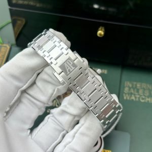Audemars Piguet Royal Oak Jumbo Extra Thin 15202BC Salmon Dial Replica IPF 39mm - Image 12