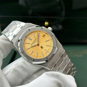 Audemars Piguet Royal Oak Jumbo Extra Thin 15202BC Salmon Dial Replica IPF 39mm - Image 4