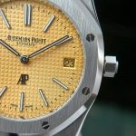 Audemars Piguet Royal Oak Jumbo Extra Thin 15202BC Salmon Dial Replica IPF 39mm - Image 7