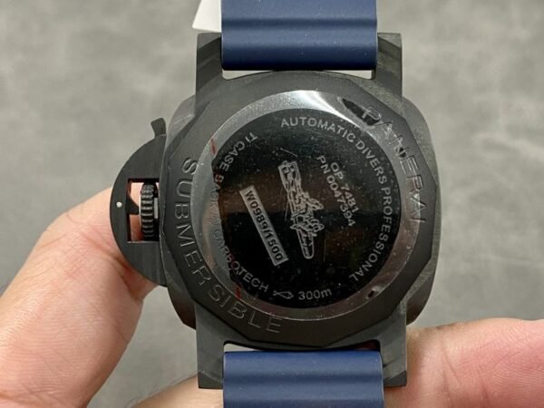 Panerai Submersible Quarantaquattro Carbotech Blu Abisso PAM1232 Blue Dial Rubber Strap Best Replica VSF 44mm - Image 7
