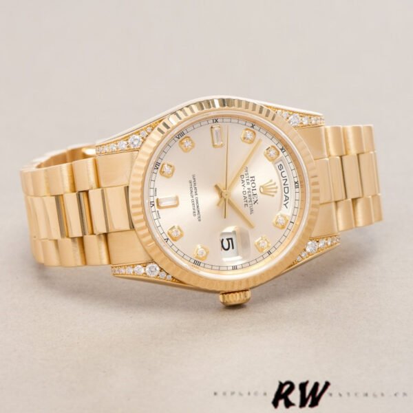 Rolex Day-Date 118338 Yellow gold Silver dial 36mm Unisex Replica Watch - Image 2